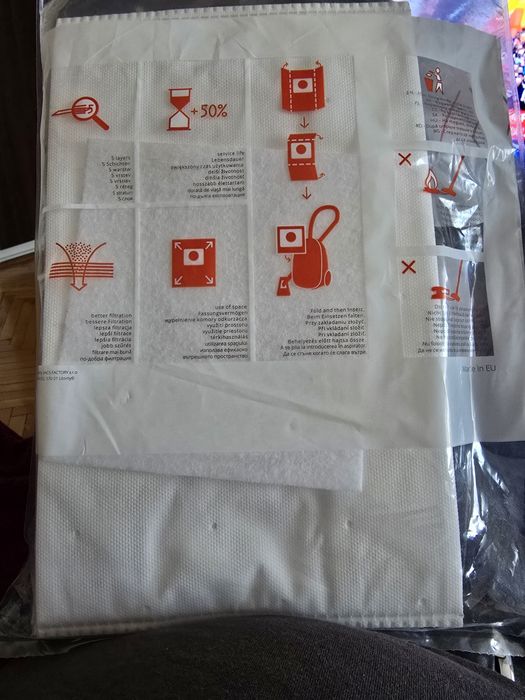 Vand Saci Aspirator AEG Compact Vampyr Seria 400 Noi