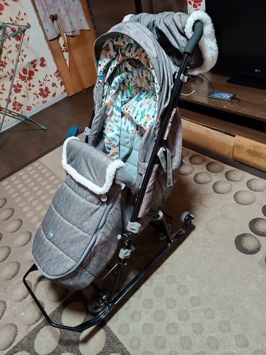 Продам санки каляску