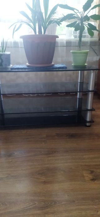 Продам журнальный столик