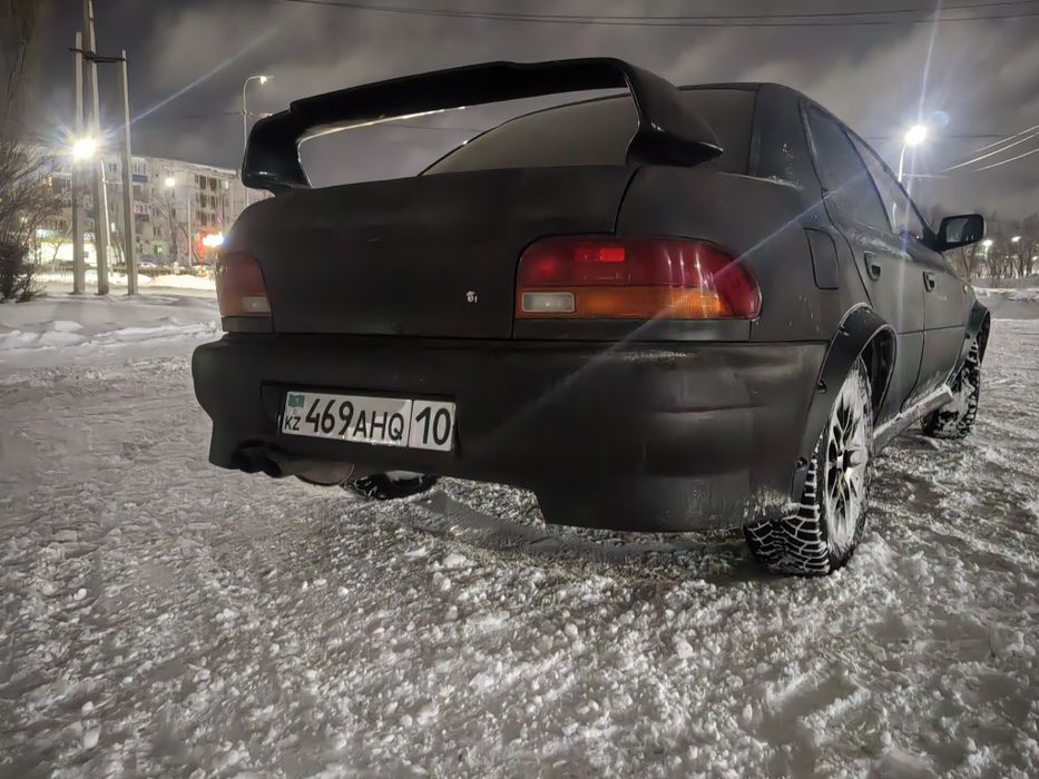 Субару импреза 1