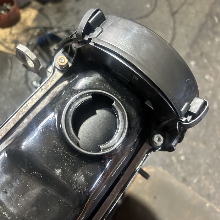 Двигатель гольф,ауди,венто,пассат 1.8 abs моно