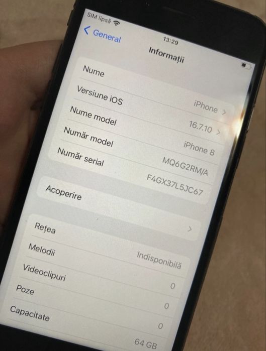 Vand iphone 8 impecabil