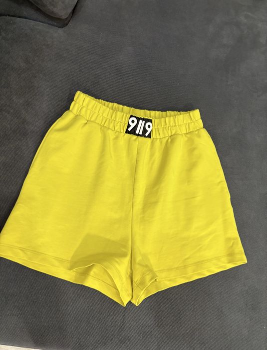 Pause дамски къси панталонки цвят лайм