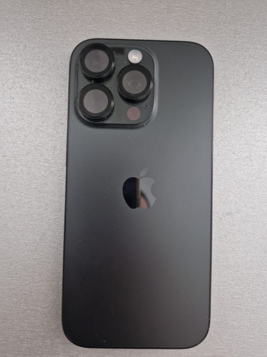 Продам Айфон 16 про 256