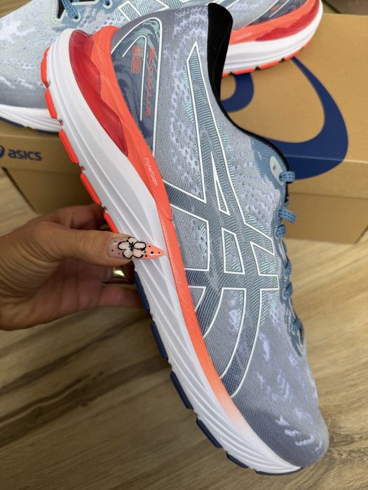 Оригинални нови Мъжки маратонки ASICS GEL-CUMULUS 23! 50,5 н