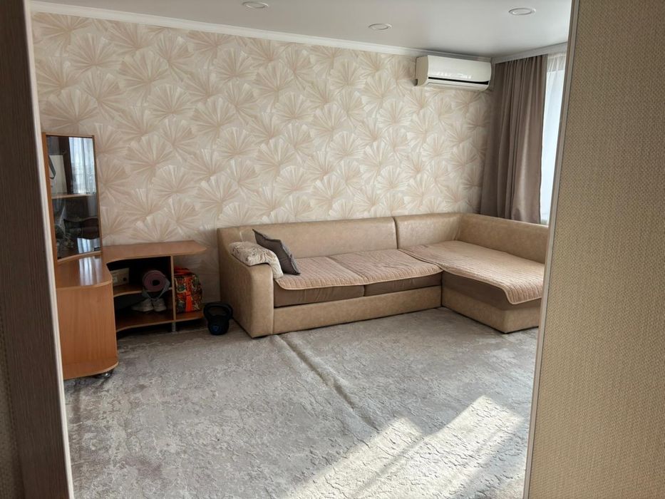 Сдаю 2х квартиру  в центре города.