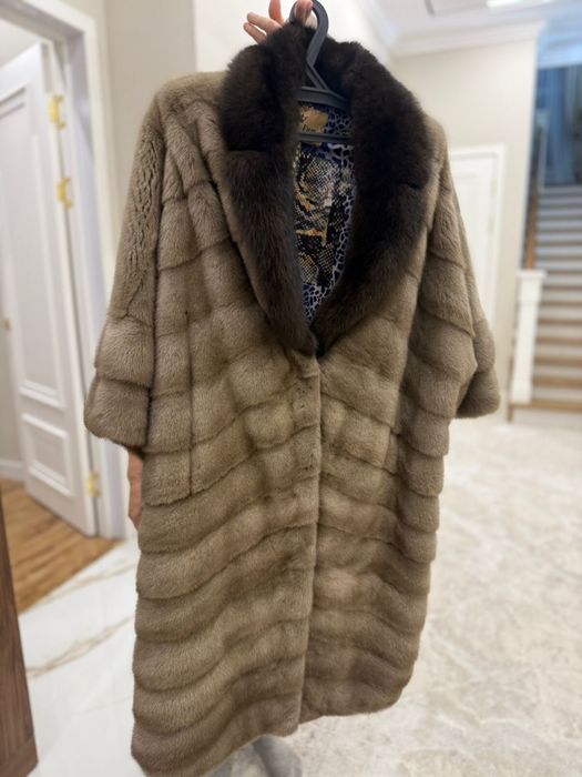 Продам норковую шубу.