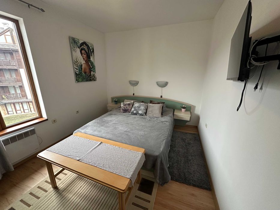 Тристаен апартамент под наем на отлична локация в Банско