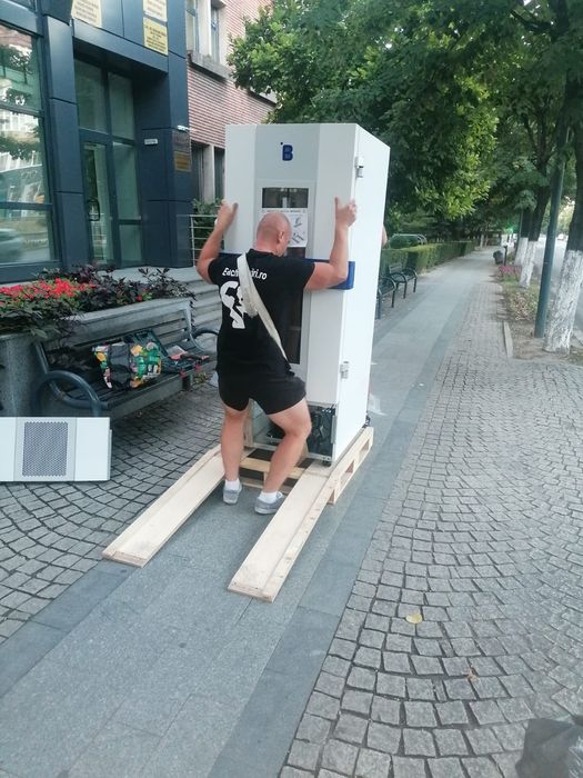 Transport piane și pianine