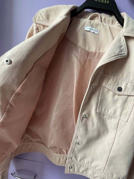 Велурено яке