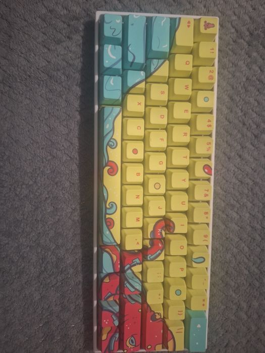 Vând tastatura QwertyKey+set taste Octopus