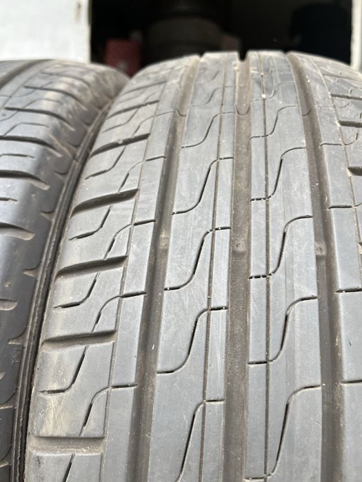 2 бр. гуми за бус 195/60/16C Pirelli 7 mm DOT 4220