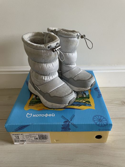 Продаются сапоги котофей