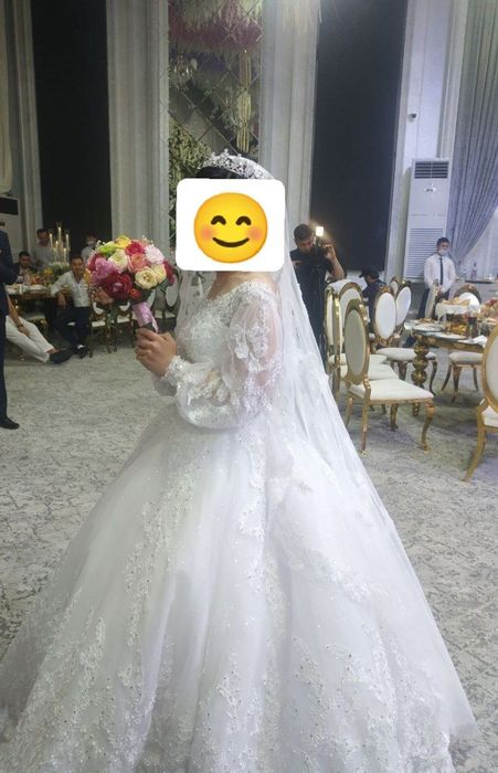 Kelin ko'ynak sotiladi. Свадебные платья