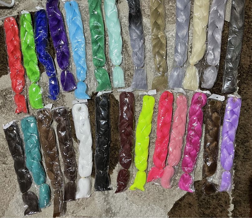 Par sintetic pentru impletit diferite culori