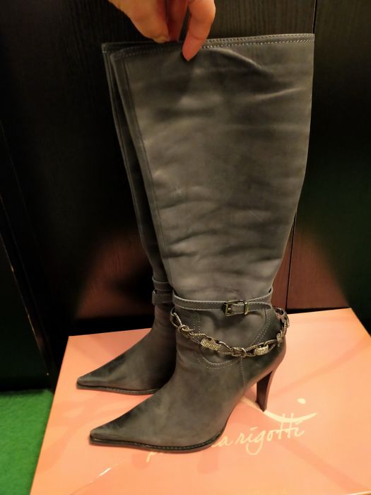 Cizme elegante mărimea 38