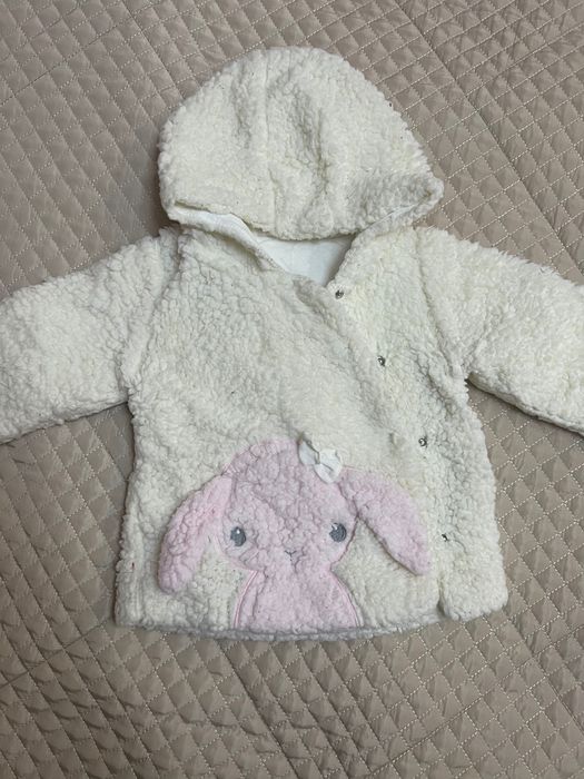 Продам ветровку на девочку