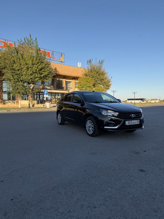 Продам lada vesta 20года