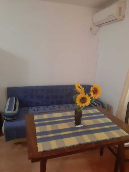 Дава се под наем Едностаен апартамент в Бургас, Лазур - 43 кв.м за 150 € - Снимка #4