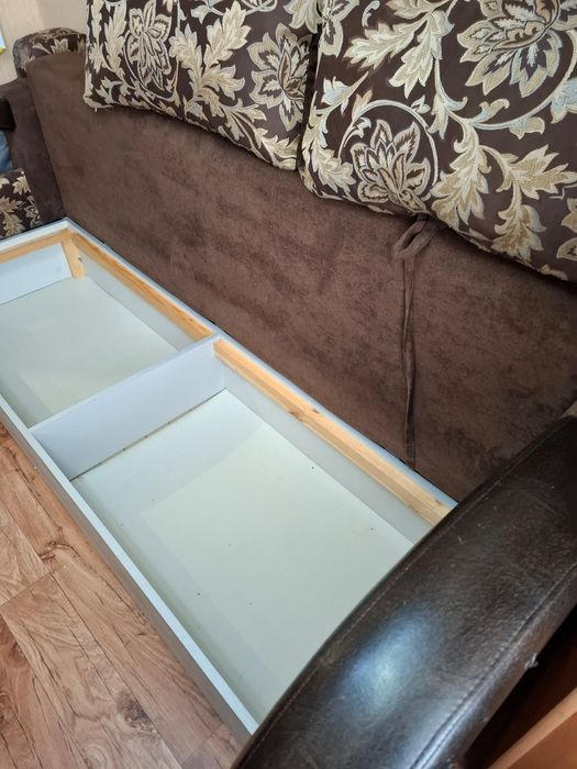 Отдам диван самовывоз город