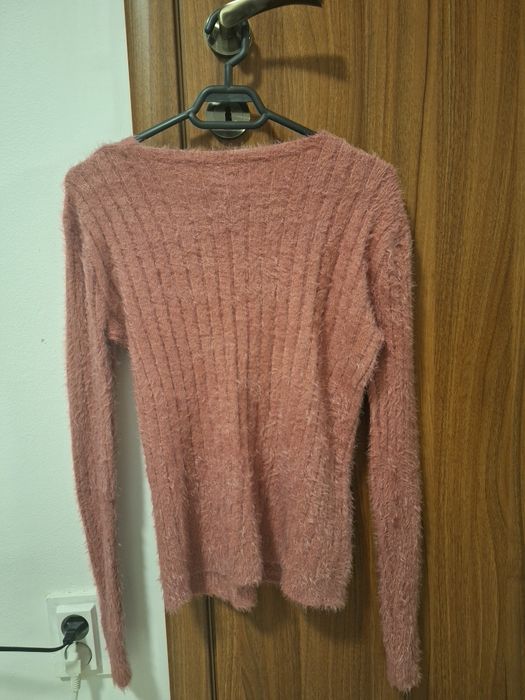 Cardigan cu nasturi roz