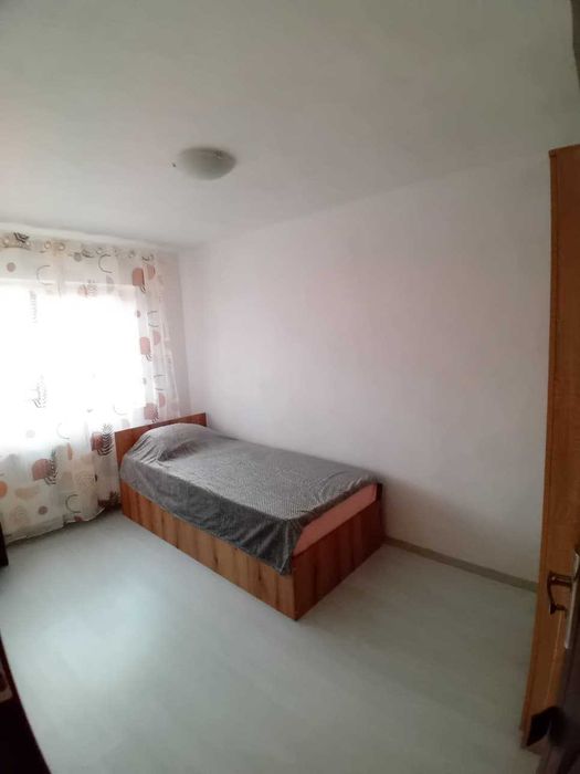Apartament 3 camere de închiriat Sântandrei