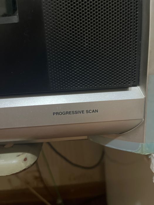 Телевизор Panasonic 82см