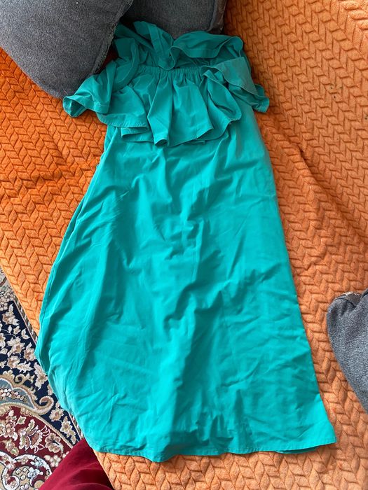 Отдам женские вещи