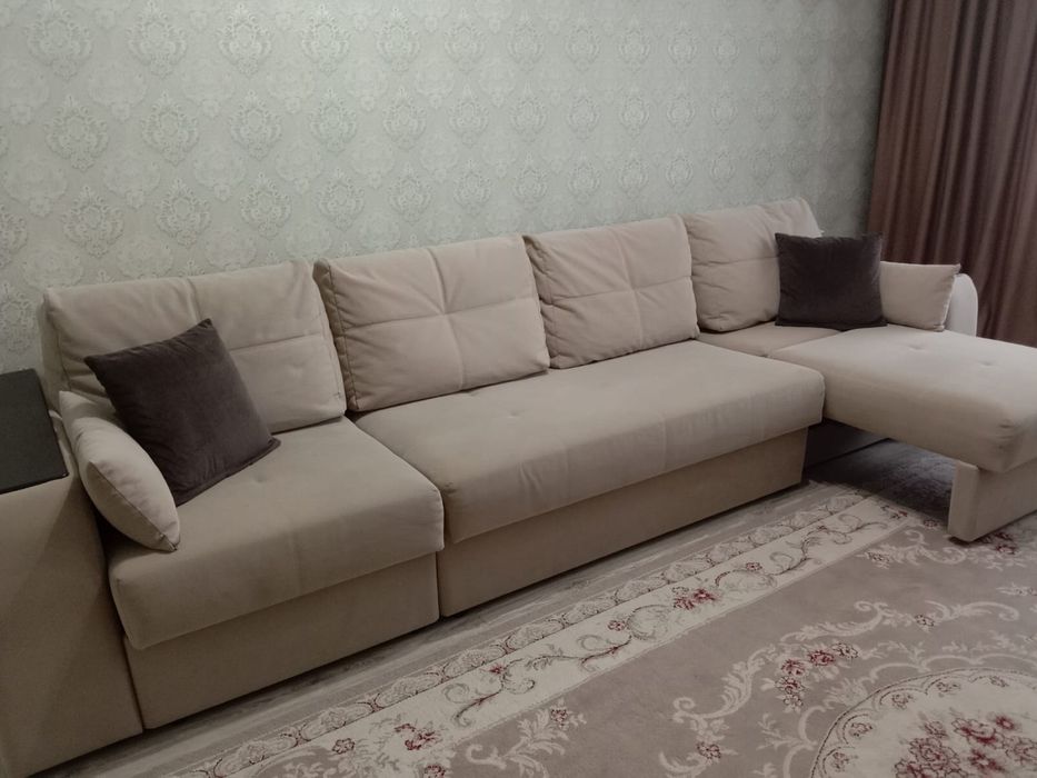 Продам диван 3,5 метра