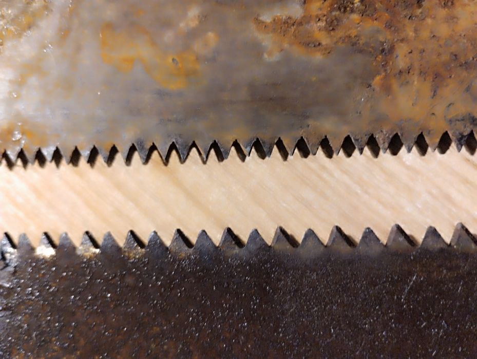 Пила ручная . 54 см .