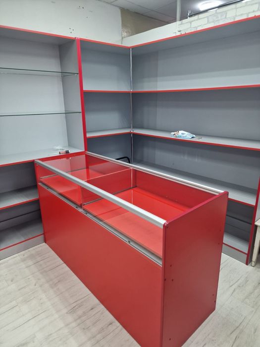 СРОЧНО продам витрины