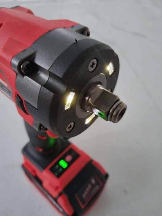 Акумулаторен Ударен Гайковерт Milwaukee Милуоки m14 и m18