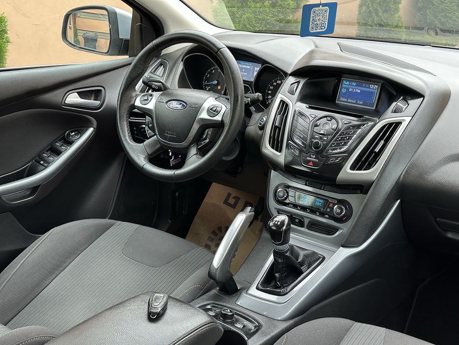 FORD Focus 2011 — imagine 4