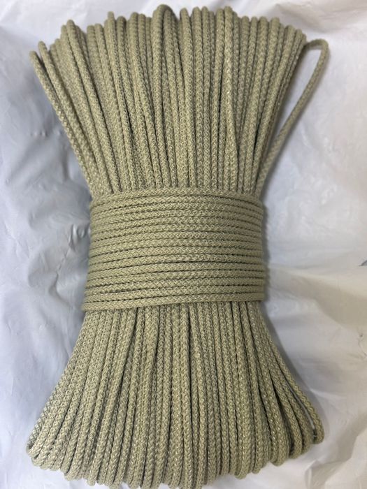 Полиэфирный шнур в шнуре