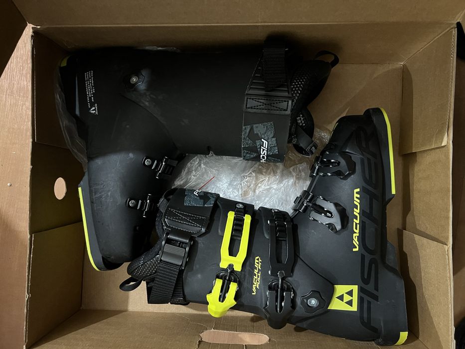 Ски Обувки Fischer Vacuum Full Fit 130 26.5