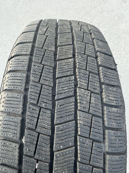 Продам зимние Шины R17/55/215