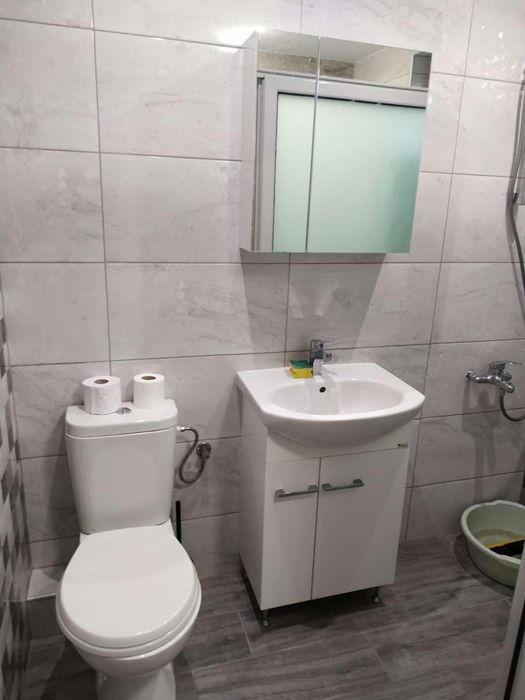 Дава се под наем Тристаен апартамент в Варна, Бриз - 80 кв.м за 900 € - Снимка #5