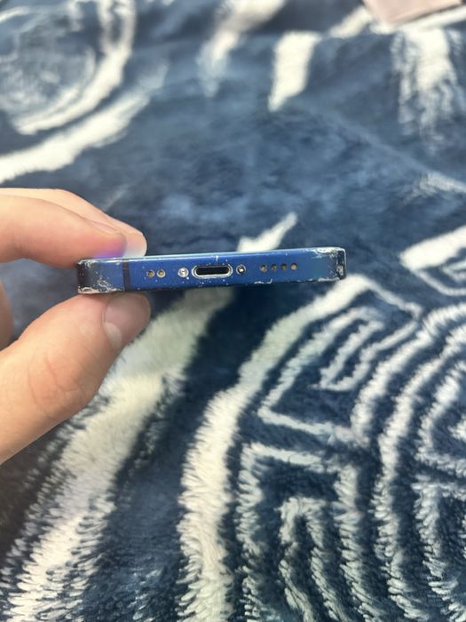 Vând iPhone 12 mini 64gb