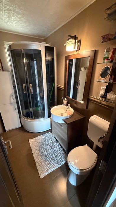 Apartament cu 3 camere in cartierul Iernuteni