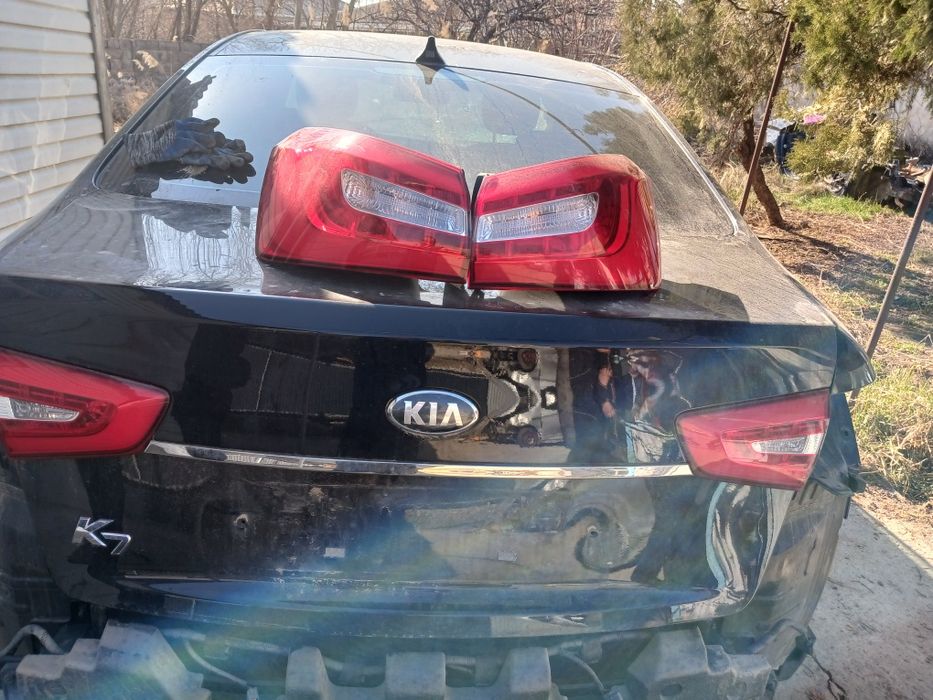 Задний стоп на кия К 7 2013 года