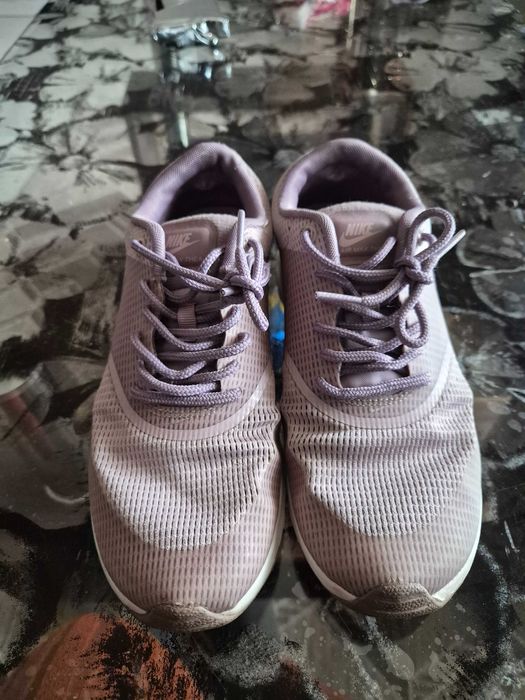 Маратонки дамски Nike