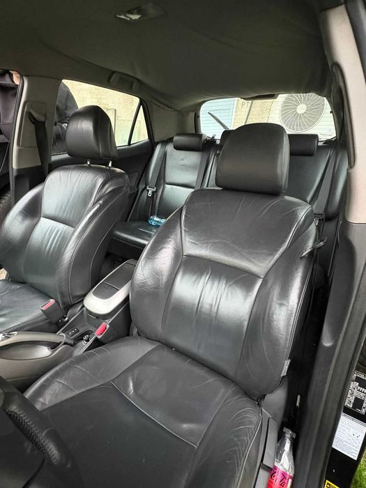 Тойоти аурис ,Toyota Auris на части