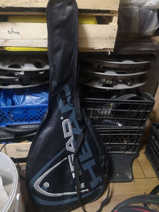 Теннисный ракетки