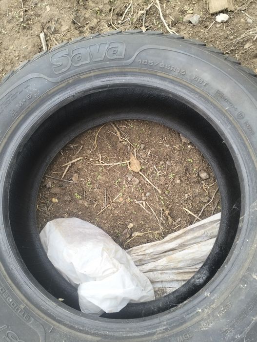 Продам шины 185/65/15