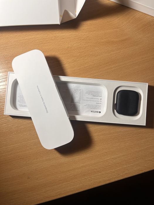 Продам Apple Watch  9