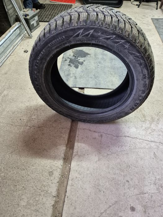 Продам шины  R16