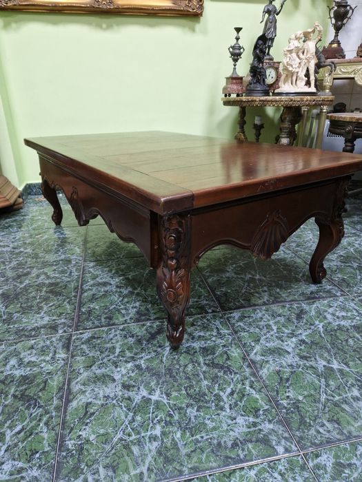 Уникална антикварна холандска холна маса масив с дърворезба
