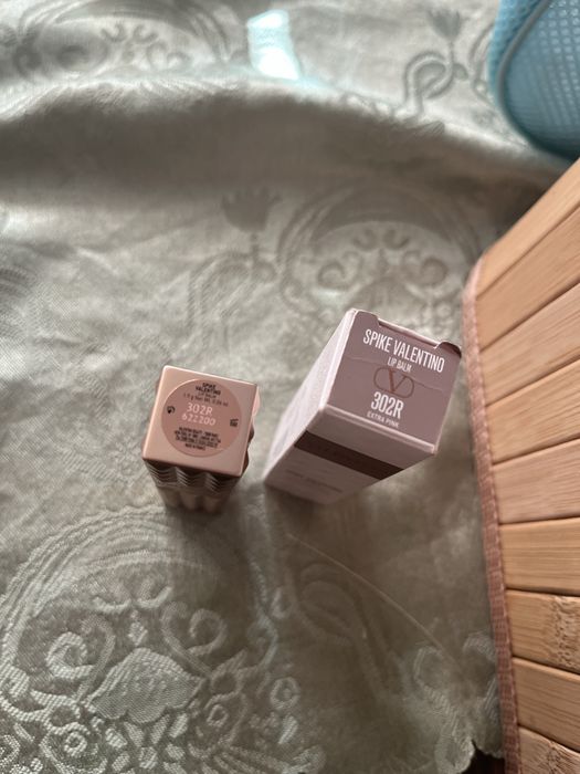 Червило на Valentino