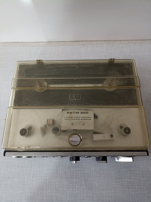 Продам редкий катушечный магнитофон