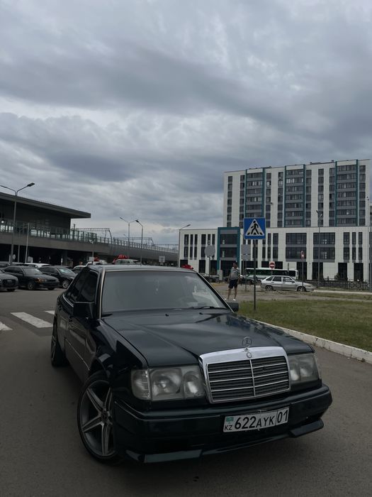 Продаю 124 мерседес срочно